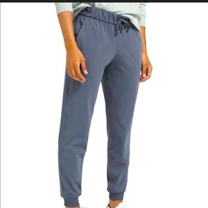 Lululemon on the fly jogger luxtreme iron blue 4